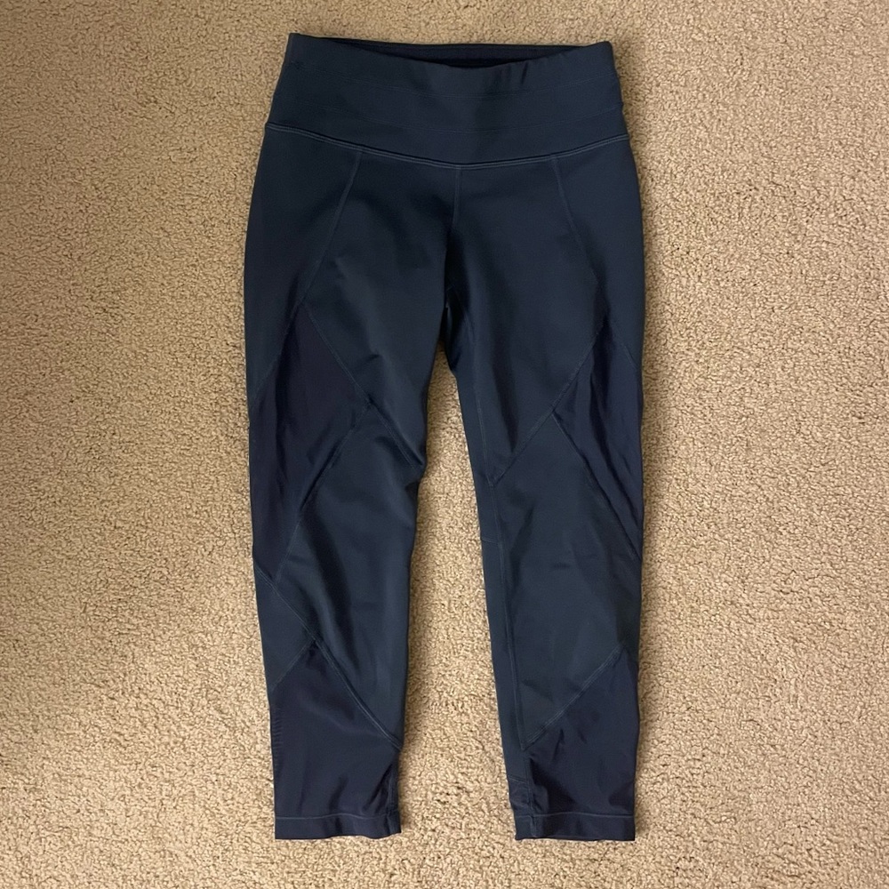 Athleta Cropped Leggings